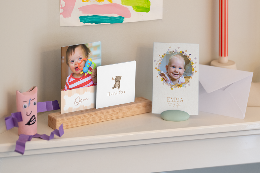 Een selectie gepersonaliseerde albelli bedankkaarten voor leidsters of kleuterjuffen, met foto’s van baby’s en peuters.