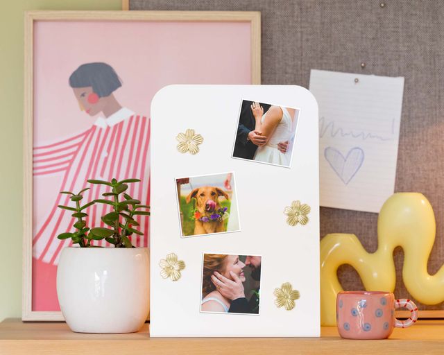 Drie gepersonaliseerde fotomagneten met trouwfoto's