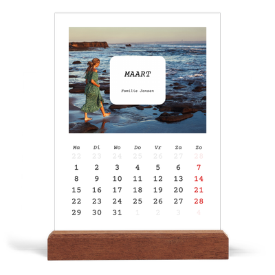 Bureaukalender met houten standaard  — Het hele verhaal [Maart]