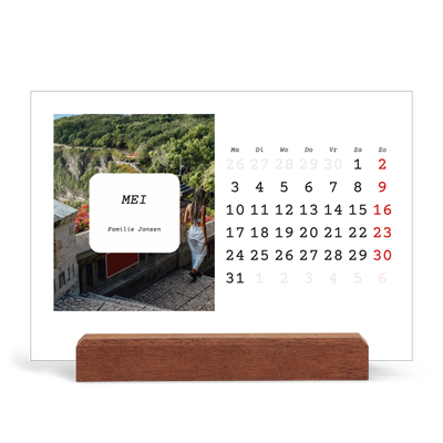 Bureaukalender met houten standaard  — Het hele verhaal [omslag]