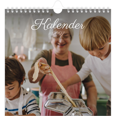 Jaarkalenders vierkant — Handgeschreven maanden [omslag]