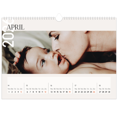 Fotokalender A3 — Overlappende tekst [April]