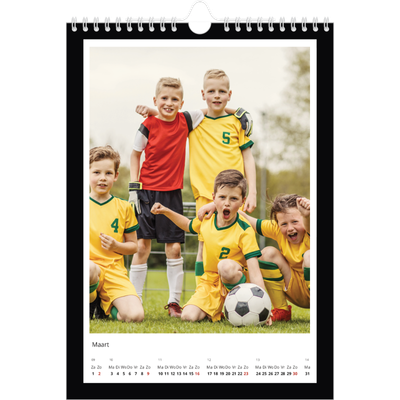 Fotokalender A4 (20 x 30 cm) — Compleet zwart kader [Maart]