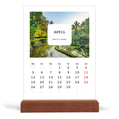 Bureaukalender met houten standaard  — Het hele verhaal [April]