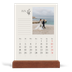Bureaukalender met houten standaard  — Initialen in bloei [Januari]