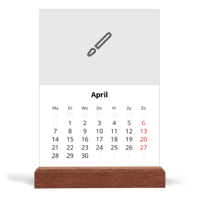 Bureaukalender met houten standaard  — Ontwerp je eigen fotoproduct [April]
