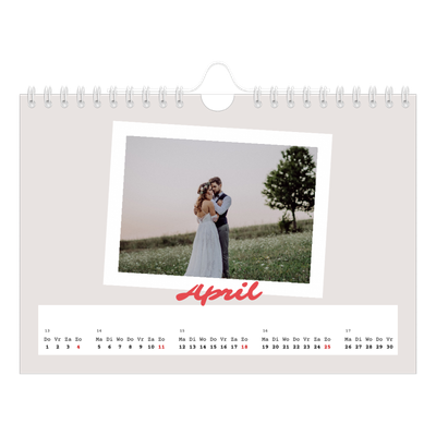 Fotokalender A5 — Karmijnrode handtekening [April]