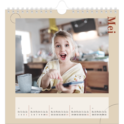 Jaarkalenders vierkant — Asymmetrische tekst [omslag]