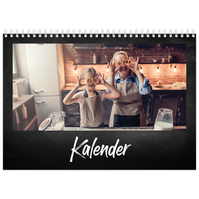 Fotokalender A4 Dubbel (30 x 40 cm) — Krijtbord stijl [omslag]