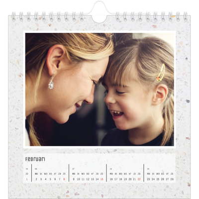 Jaarkalenders vierkant — Gemarmerde achtergrond [Februari]