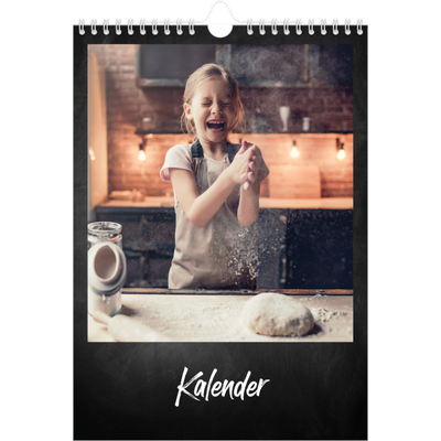 Fotokalender A4 (20 x 30 cm) — Krijtbord stijl [omslag]