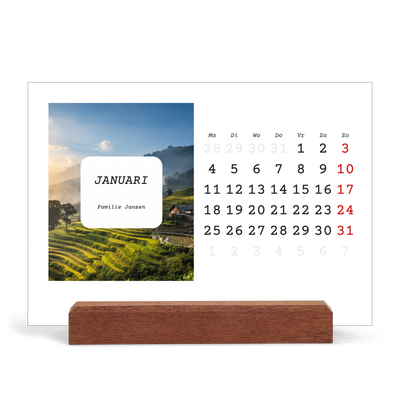 Bureaukalender met houten standaard  — Het hele verhaal [Januari]