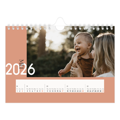 Fotokalender A5 — Overlappende tekst [omslag]