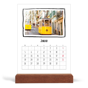 Bureaukalender met houten standaard — Plakboekmomenten