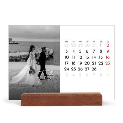 Bureaukalender met houten standaard  — Elegant schrift [Februari]