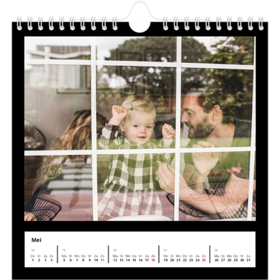 Jaarkalenders vierkant — Foto in zwart kader [Mei]